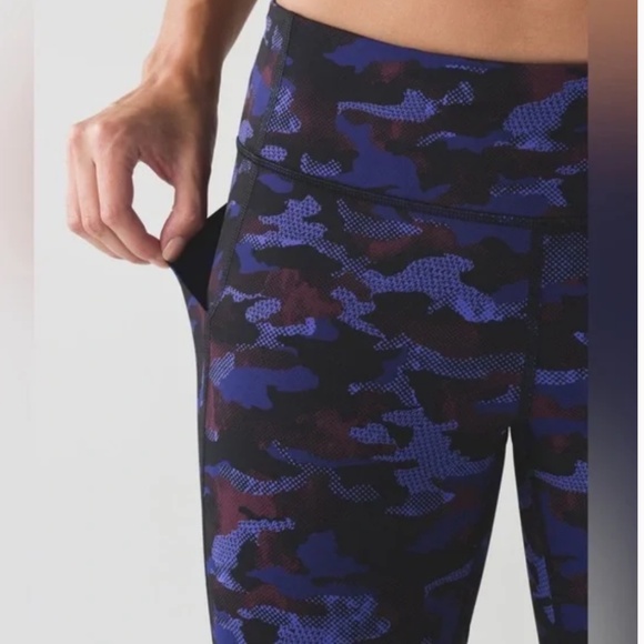Lululemon Pace Rival Crop Leggings - Hounds Camo Emperor Blue Black Vintage - 4 - Picture 3 of 15